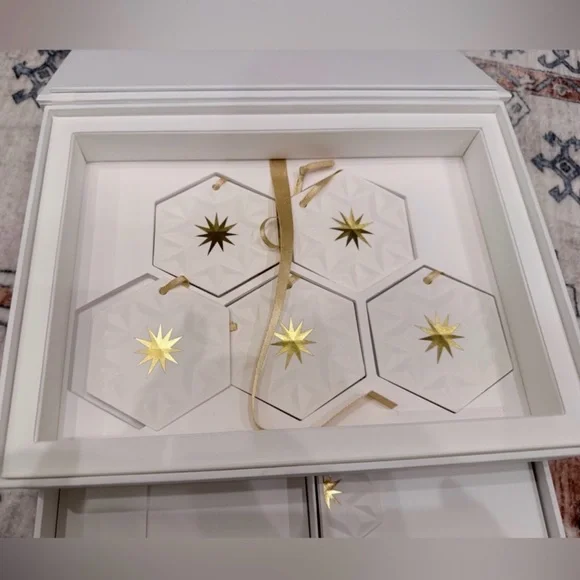 NIB La Prairie Luxurious Stationary set AND Bag - Picture 3 of 9